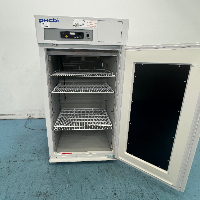 PHCBI Pharmaceutical Refrigerator image 3